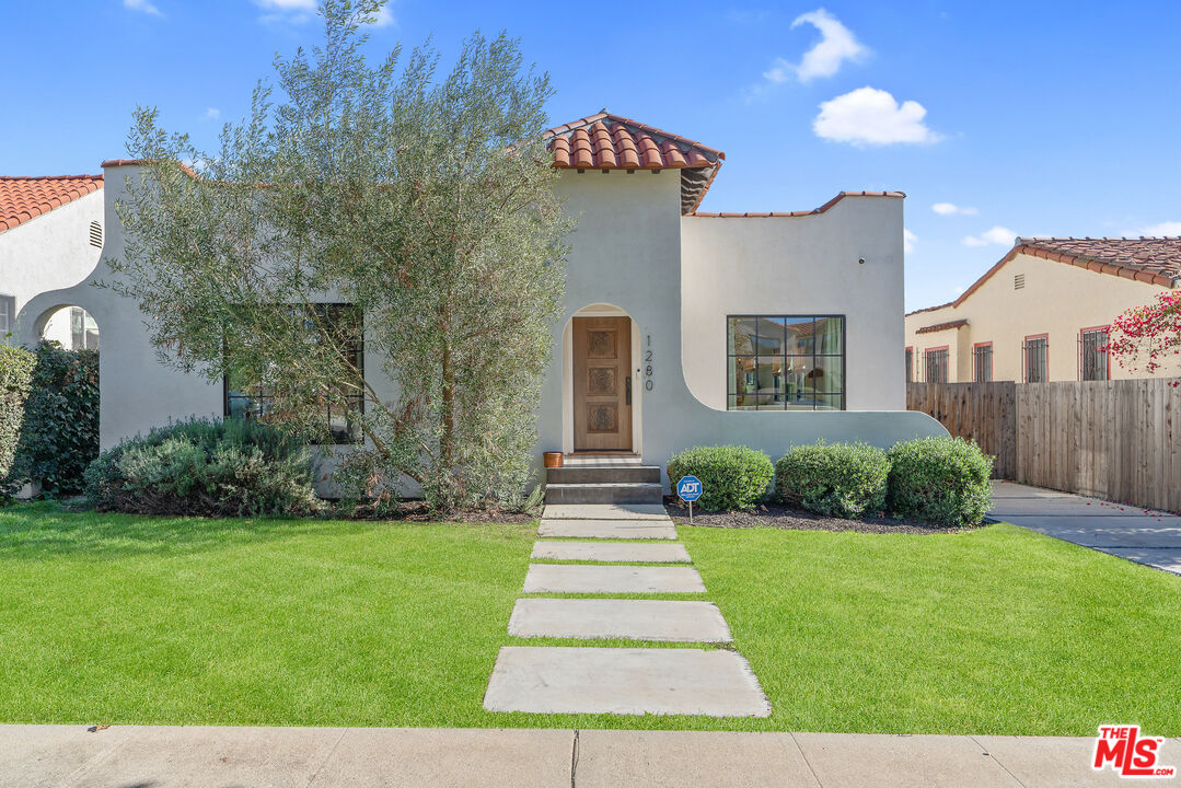 1280 South Sycamore Avenue Los Angeles, CA 90019 - Photo 3 of 74