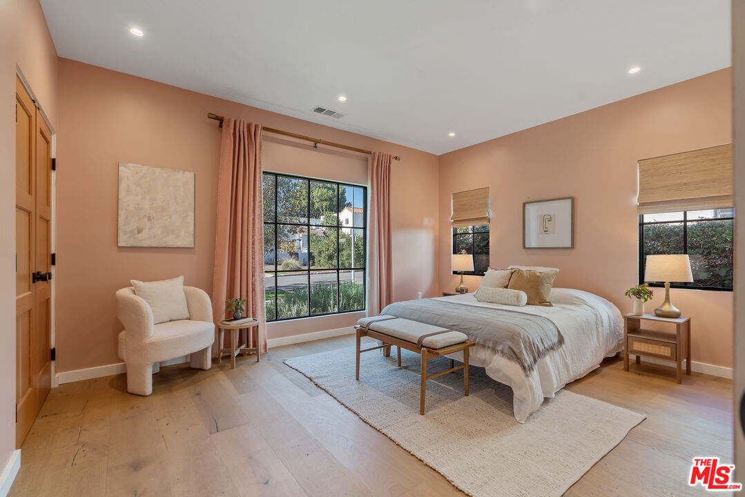 1280 South Sycamore Avenue Los Angeles, CA 90019 - Photo 36 of 74