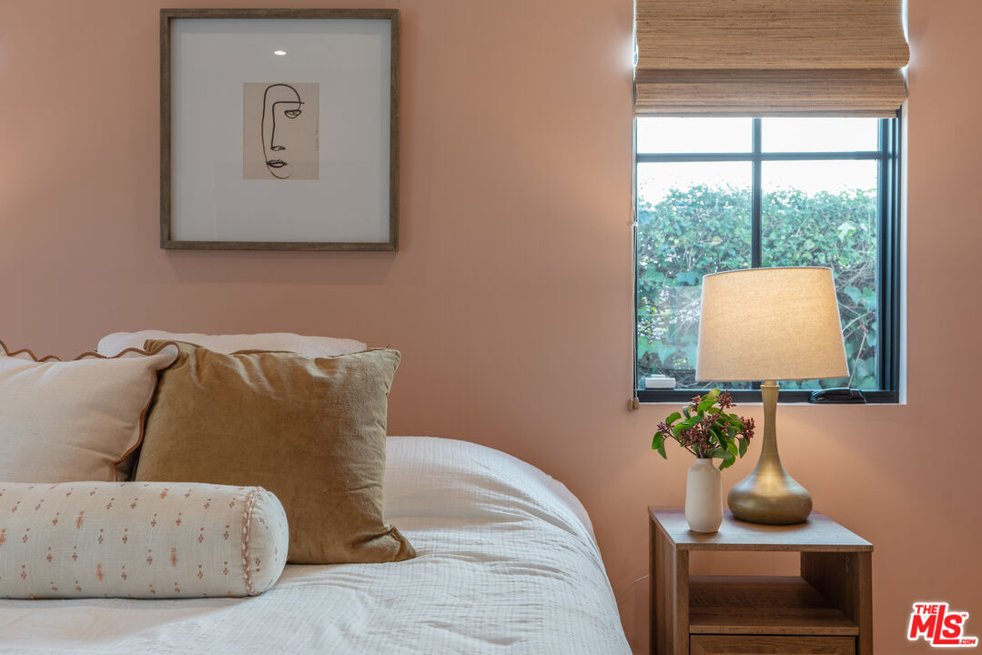 1280 South Sycamore Avenue Los Angeles, CA 90019 - Photo 38 of 74