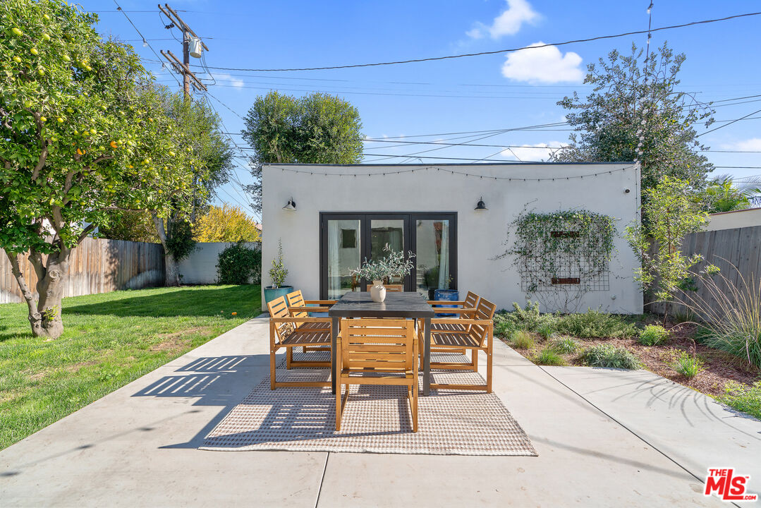 1280 South Sycamore Avenue Los Angeles, CA 90019 - Photo 58 of 74