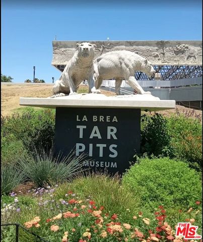 $2,079,000 | 1280 South Sycamore Avenue, Los Angeles, CA 90019