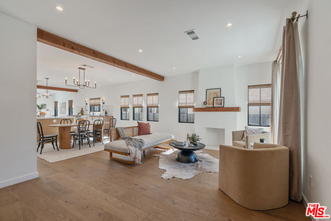 1280 South Sycamore Avenue Los Angeles, CA 90019 - Photo 8 of 74