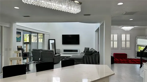 $4,650 | 7592 Aguila Drive, Sarasota, FL 34240