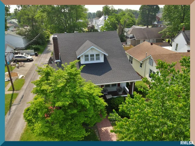 $239,900 | 610 Metropolis Street, Metropolis, IL 62960