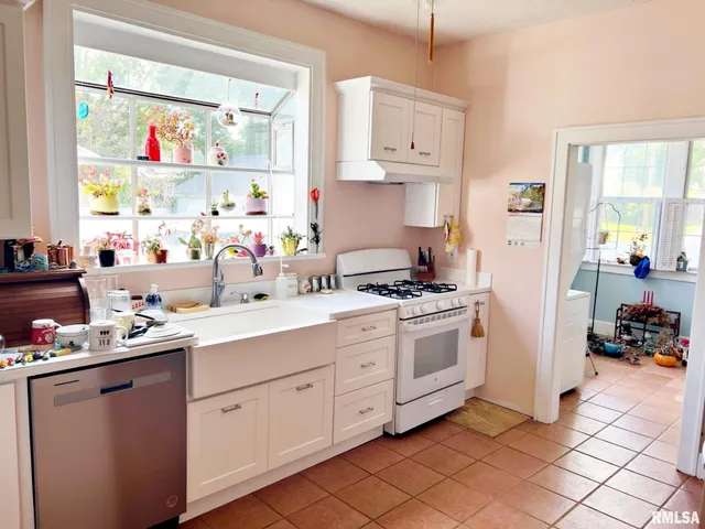 $239,900 | 610 Metropolis Street, Metropolis, IL 62960