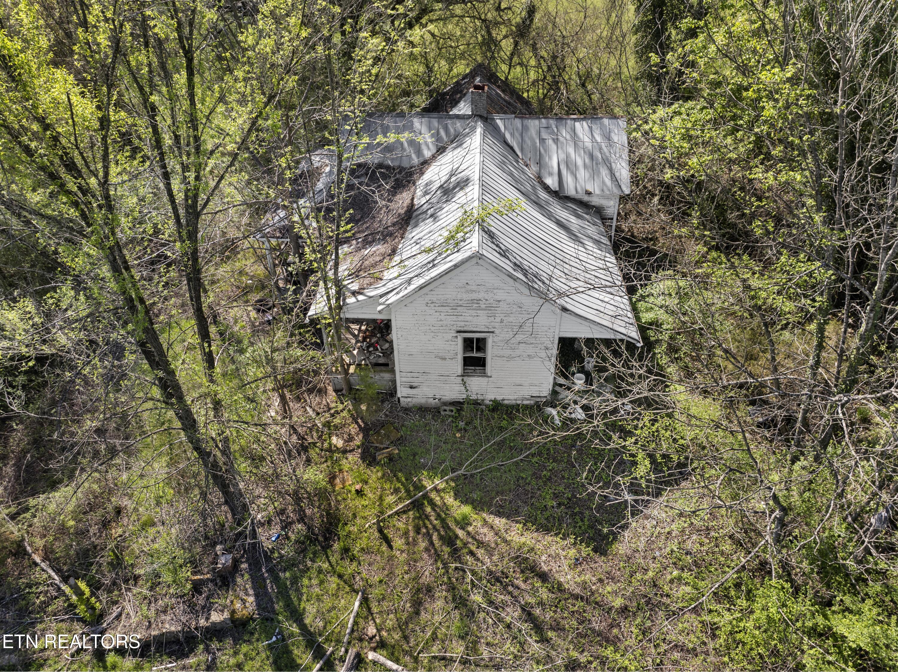 735 Alder Springs Road La Follette, TN 37766 - Photo 12 of 22 DJI_0660