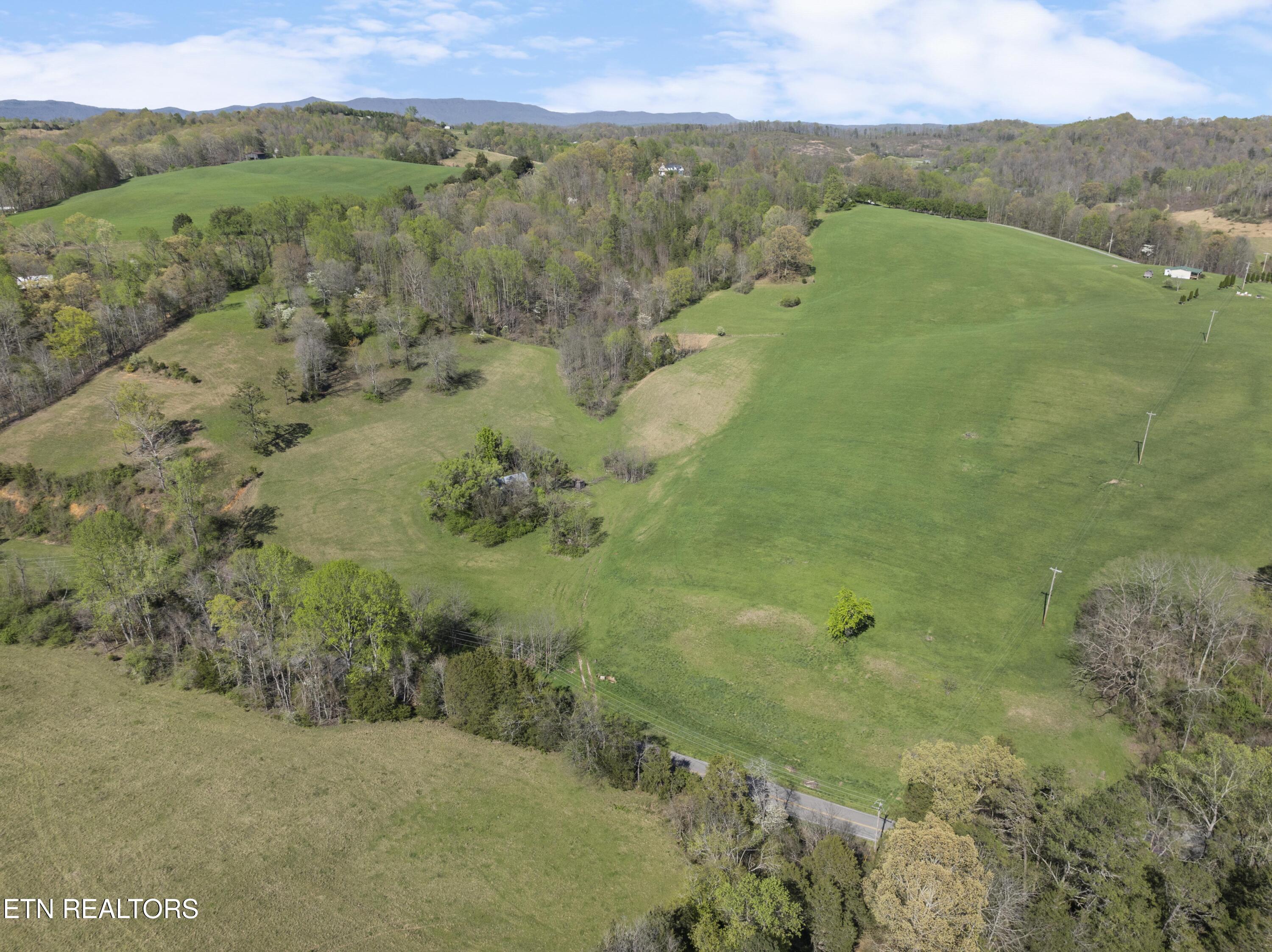 735 Alder Springs Road La Follette, TN 37766 - Photo 9 of 22 DJI_0641