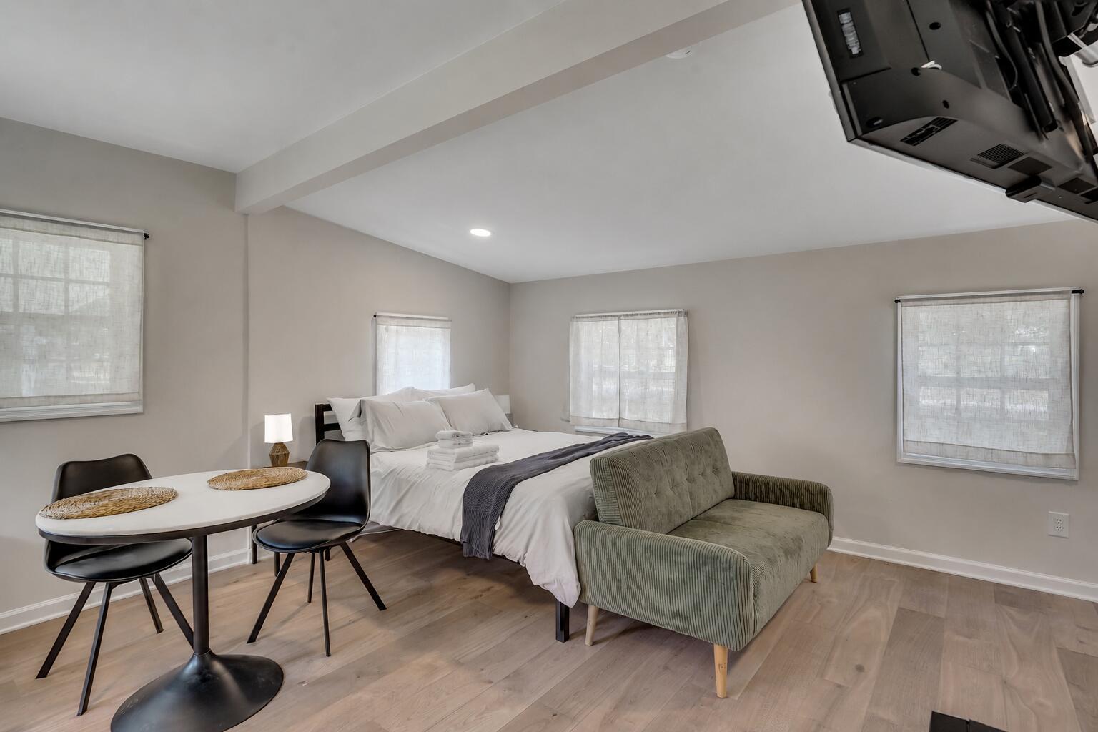 10841 Highway 260, Unit 1 & 2 Manning, SC 29102 - Photo 37 of 47 10841 hgwy 260 bed view