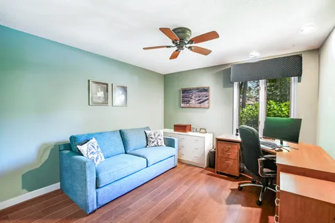 $725,000 | 96 Shoreland Path, Unit 96, Teaticket, MA 02536