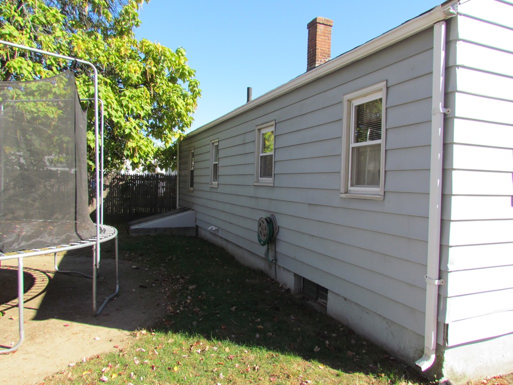 1116 Page Boulevard Springfield, MA 01104 - Photo 3 of 15 Gallery Image 3