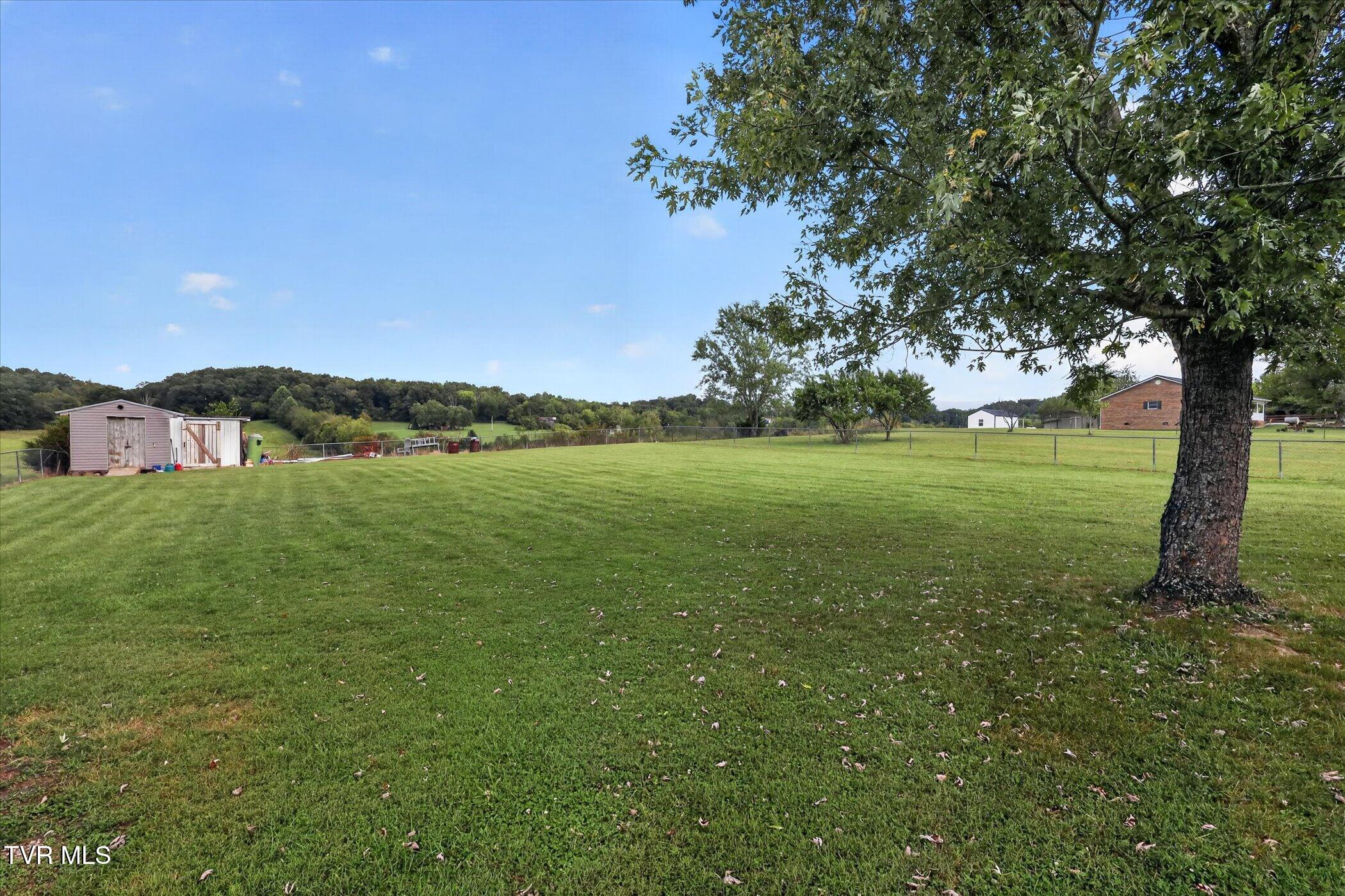 156 Bill West Road Limestone, TN 37681 - Photo 26 of 31 27-156-Bill-West-Rd-Windowstill