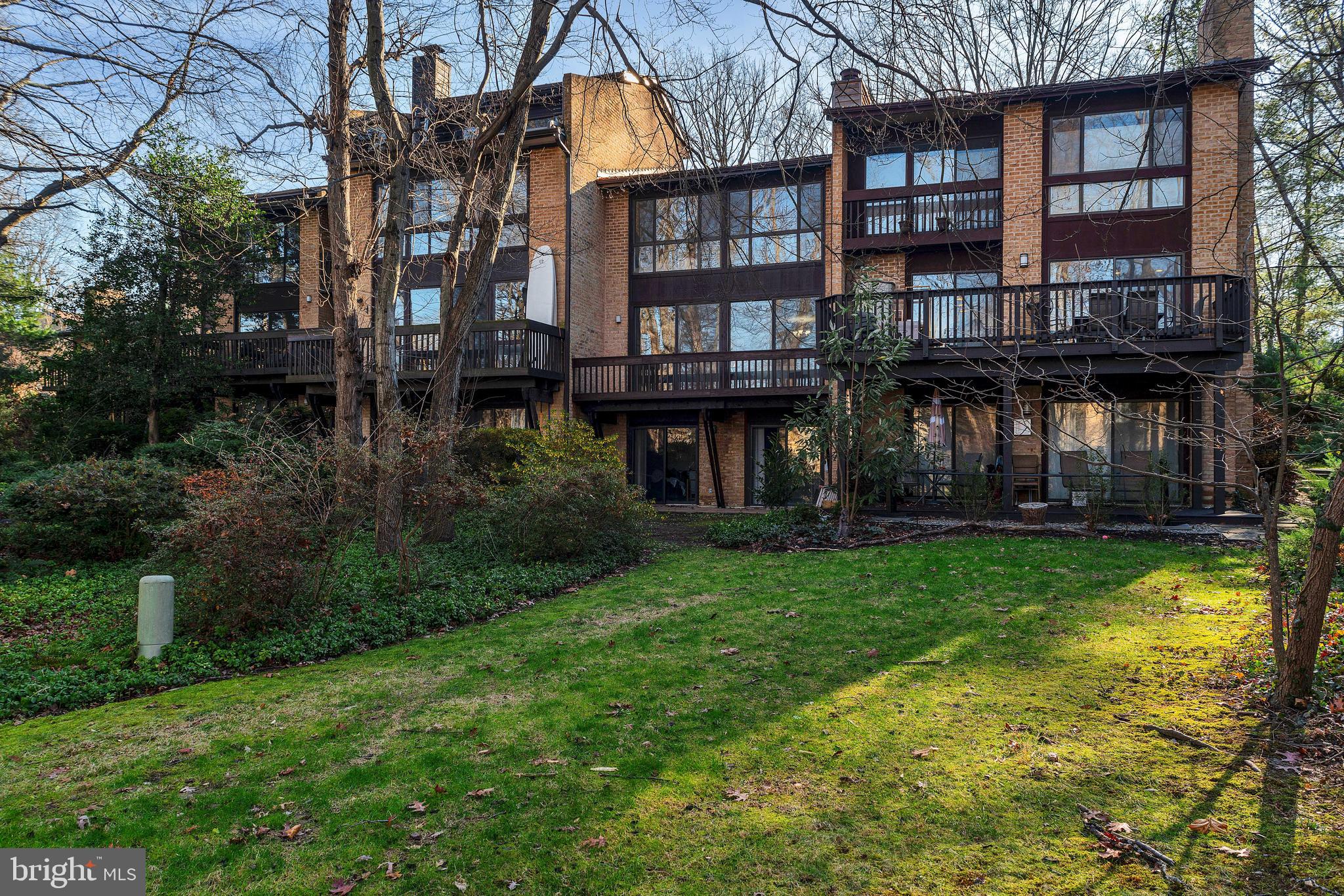11308 Dockside Circle Reston, VA 20191 - Photo 4 of 40