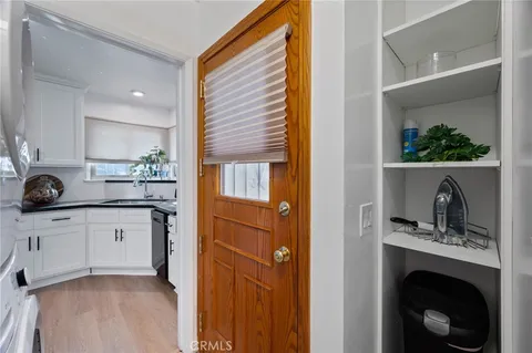 $875,000 | 10725 South 8th Avenue, Inglewood, CA 90303