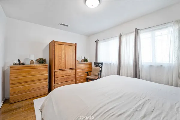 $875,000 | 10725 South 8th Avenue, Inglewood, CA 90303