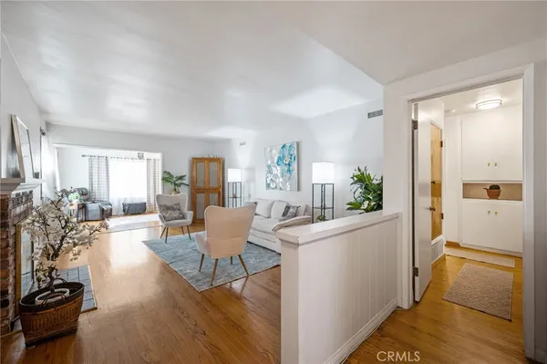 $875,000 | 10725 South 8th Avenue, Inglewood, CA 90303
