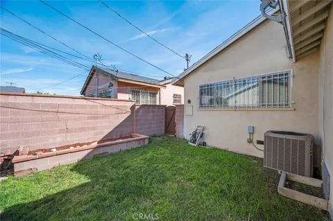 $875,000 | 10725 South 8th Avenue, Inglewood, CA 90303