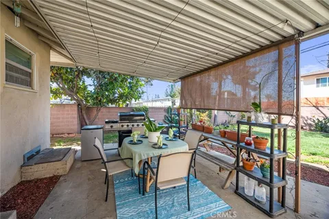 $875,000 | 10725 South 8th Avenue, Inglewood, CA 90303