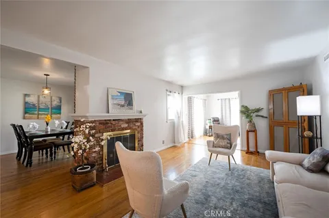 $875,000 | 10725 South 8th Avenue, Inglewood, CA 90303