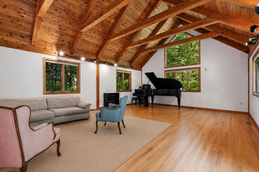 470 Montague Road Sunderland, MA 01375 - Photo 9 of 42