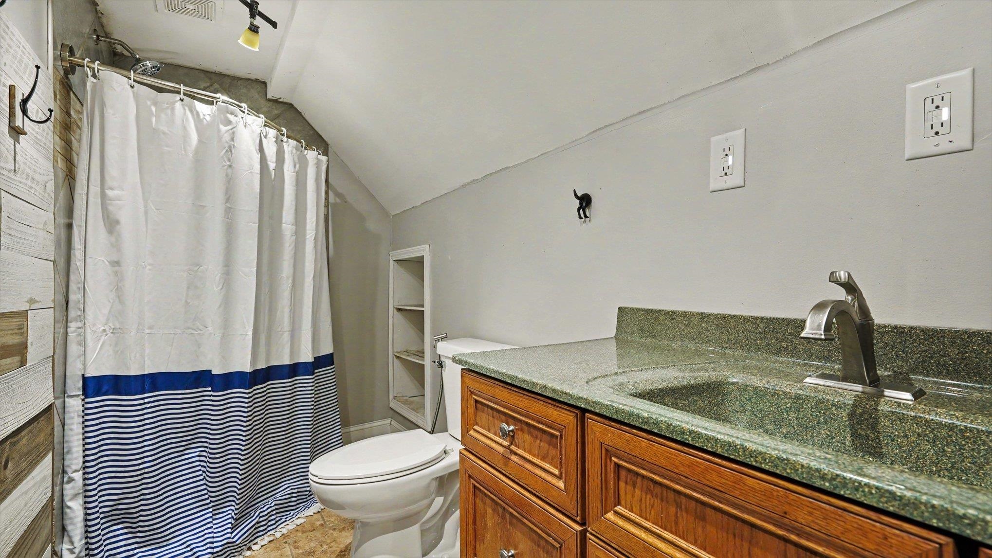 4250 Dickerson Road Akron, MI 48701 - Photo 27 of 32