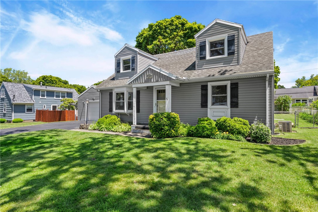 390 Dellwood Road Greece, NY 14616 - Photo 2 of 50