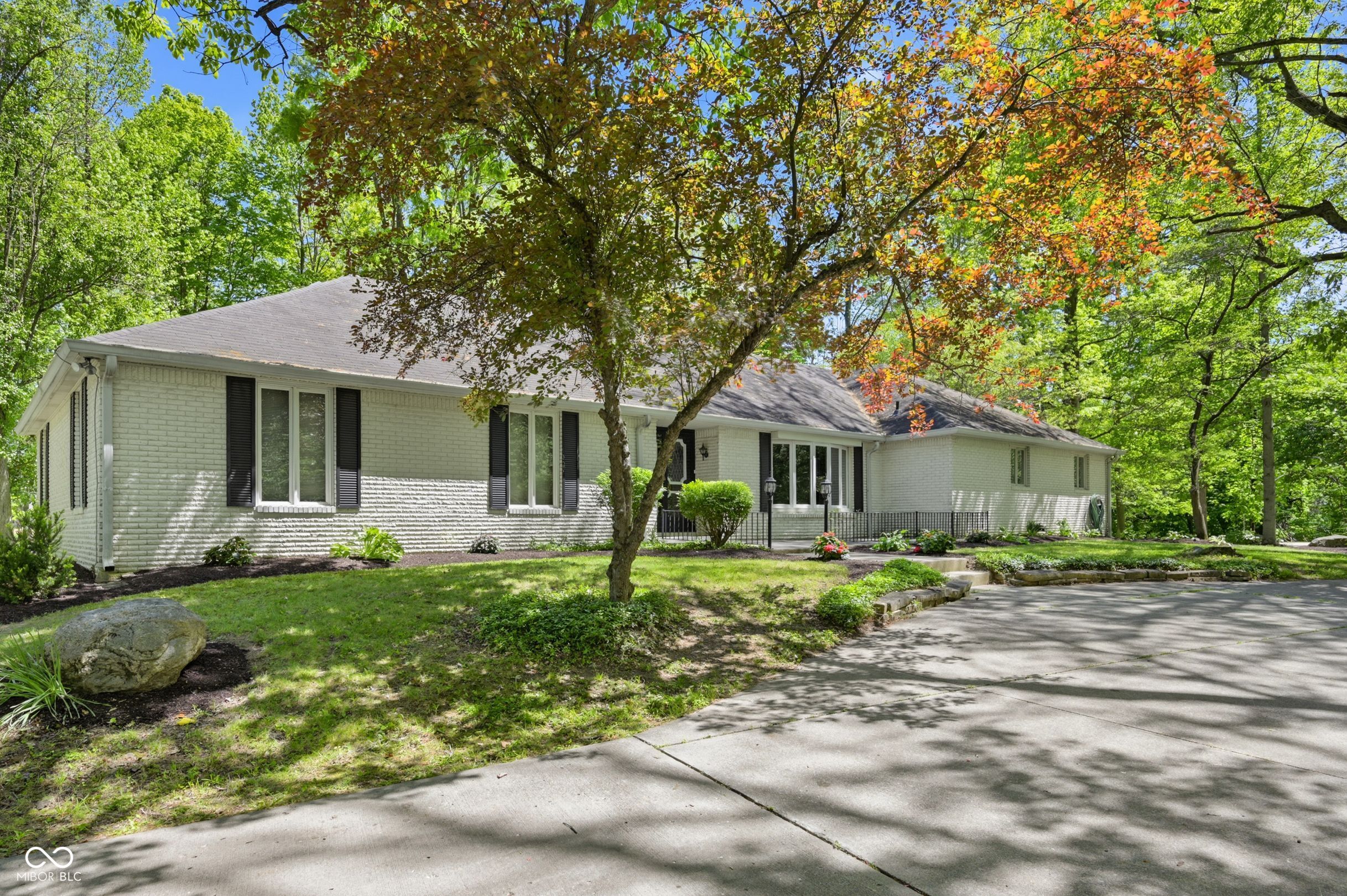 1003 York Drive Pendleton, IN 46064 - Photo 2 of 47