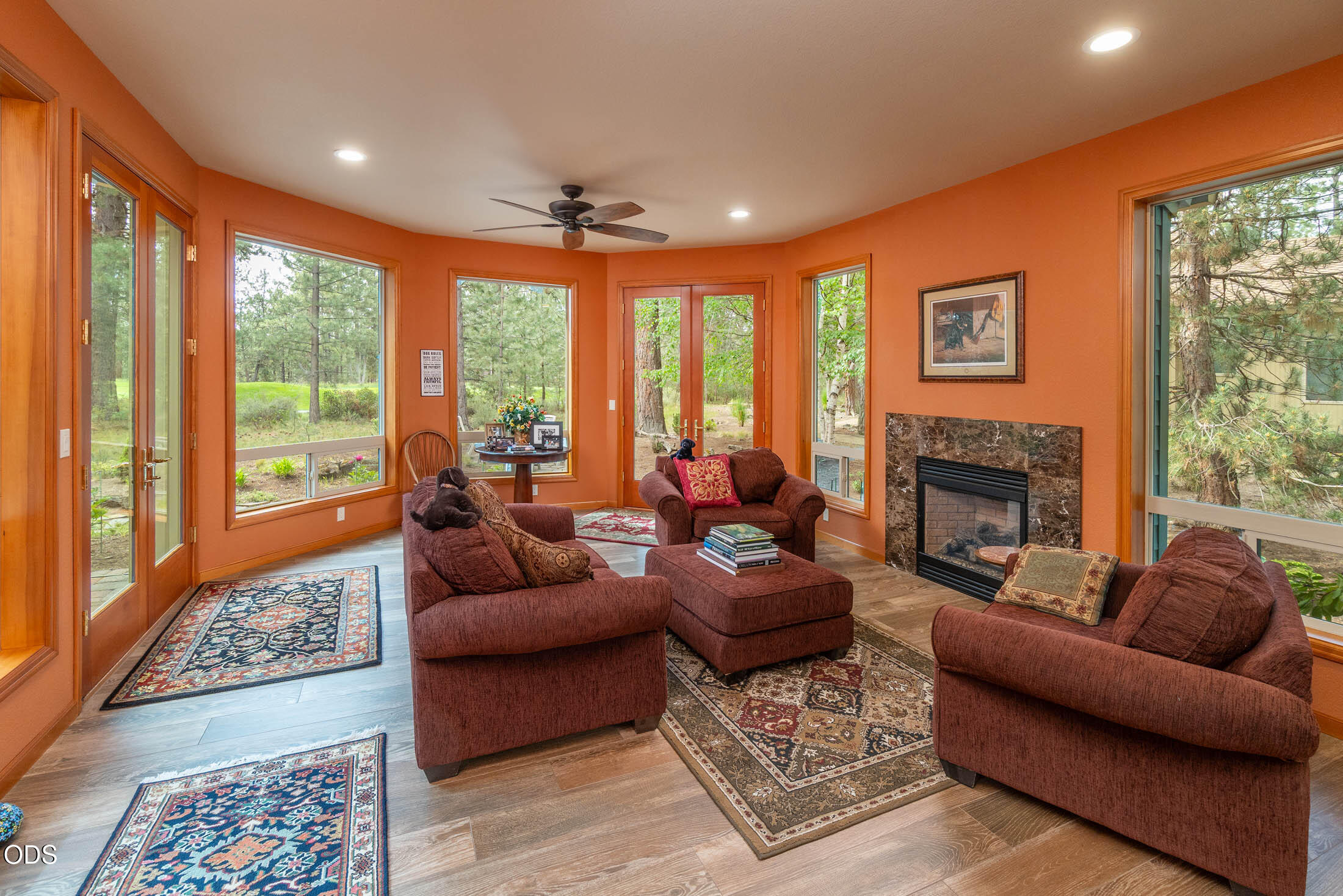 60621 Golf Village Loop Bend, OR 97702 - Photo 15 of 47