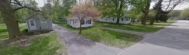 $14,900 | 2827 East Hickory Street, Decatur, IL 62526