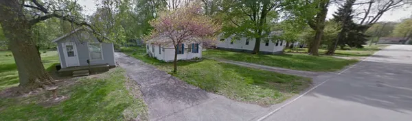 $13,900 | 2827 East Hickory Street, Decatur, IL 62526