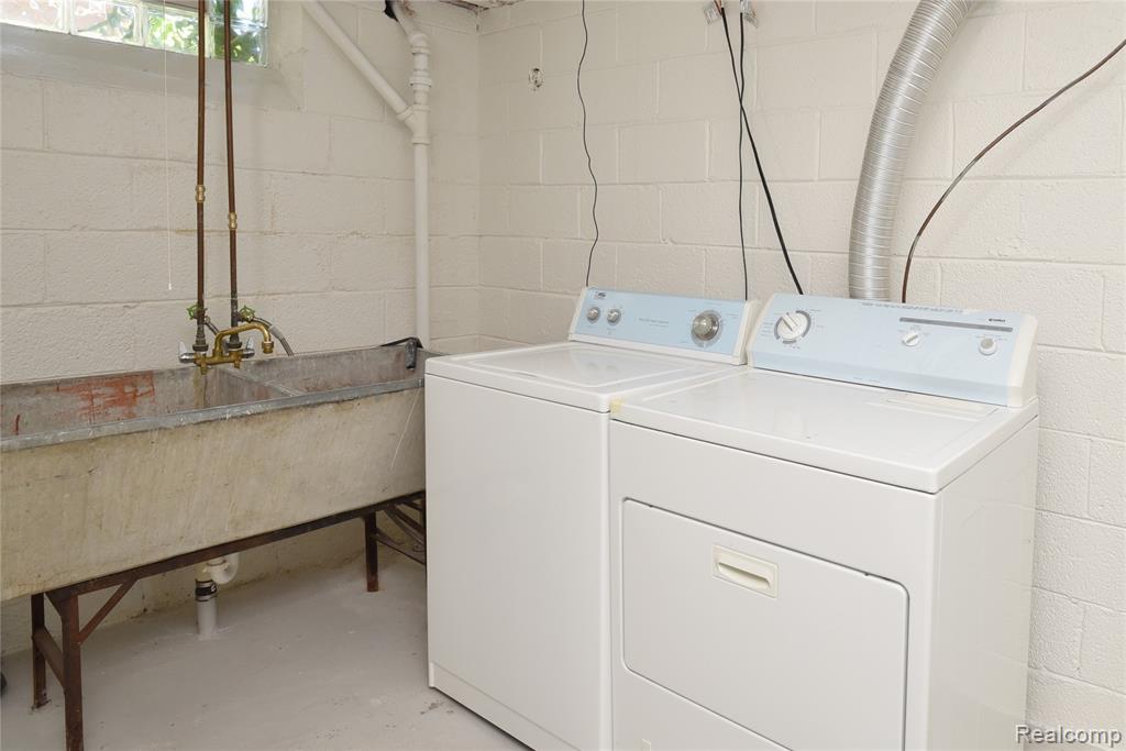 2453 Windemere Road Birmingham, MI 48009 - Photo 33 of 42