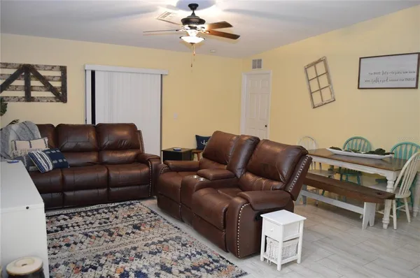 $239,999 | 1835 West Citrus Springs Boulevard, Citrus Springs, FL 34434