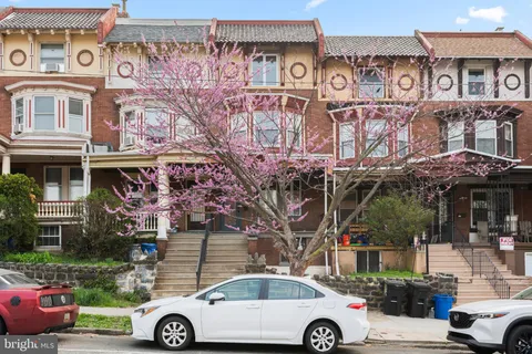 $3,800 | 619 South 42nd Street, Philadelphia, PA 19104