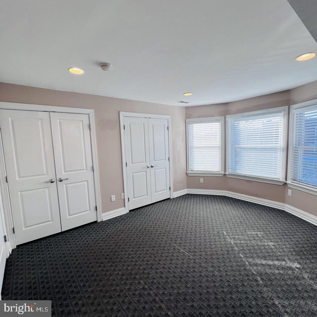 619 South 42nd Street Philadelphia, PA 19104 - Photo 12 of 25 a view of an empty room with a window