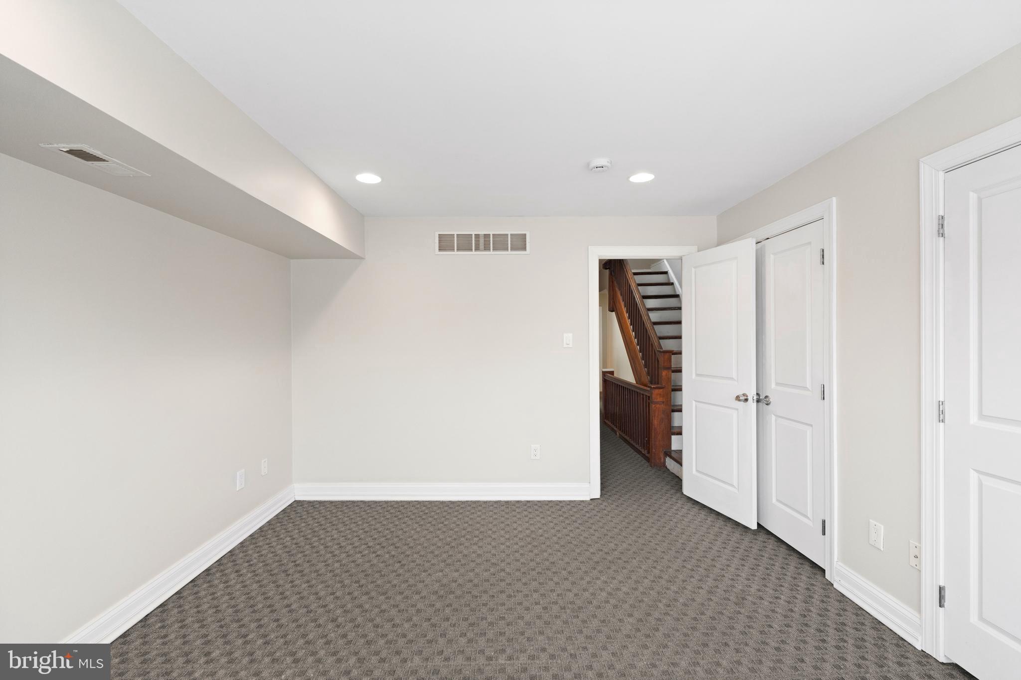 619 South 42nd Street Philadelphia, PA 19104 - Photo 14 of 30 a view of an empty room