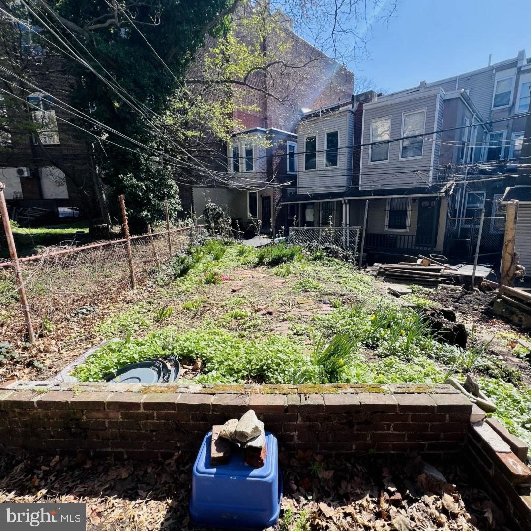 619 South 42nd Street Philadelphia, PA 19104 - Photo 25 of 25 a view of a backyard with plants and a patio