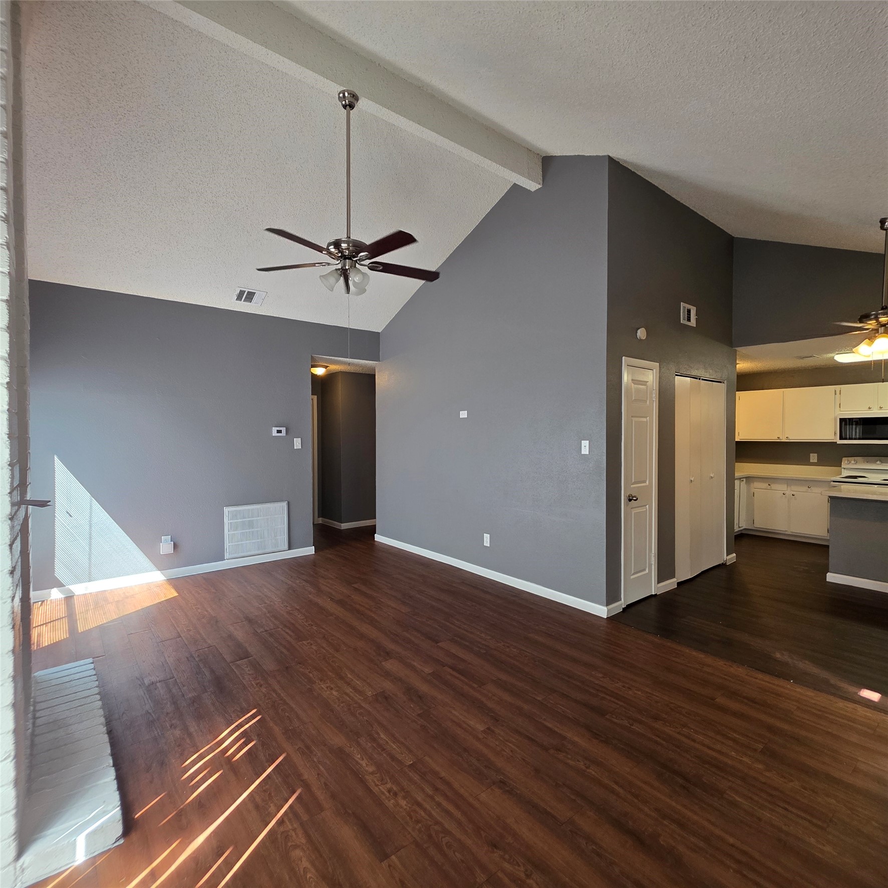 23535 Tree House Lane Spring, TX 77373 - Photo 12 of 19 Gallery Image 12