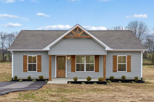 $285,000 | 1035 Landing Lane, Adams, TN 37010