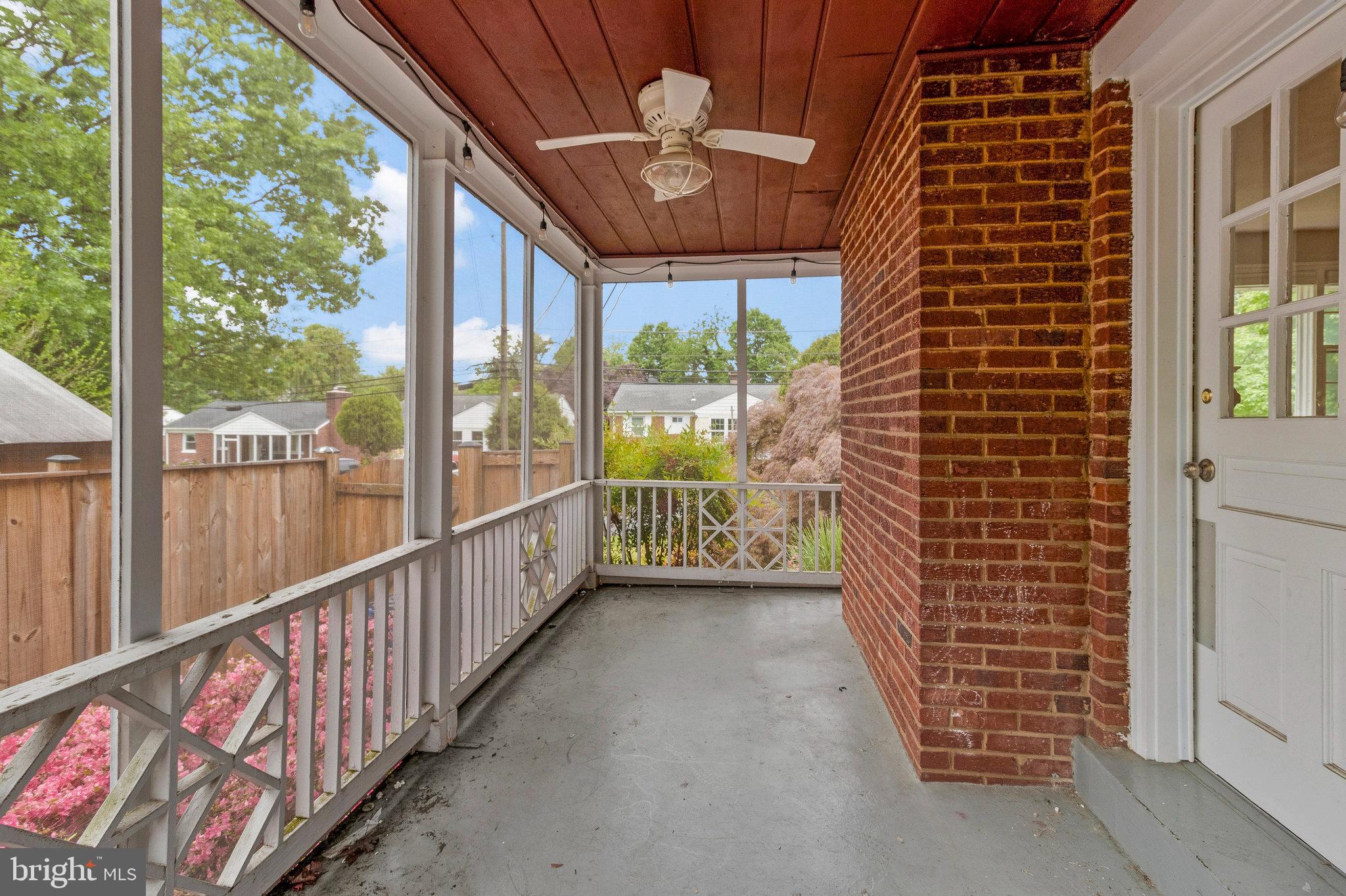 1907 Alberti Drive Silver Spring, MD 20902 - Photo 4 of 19 Screen Porch