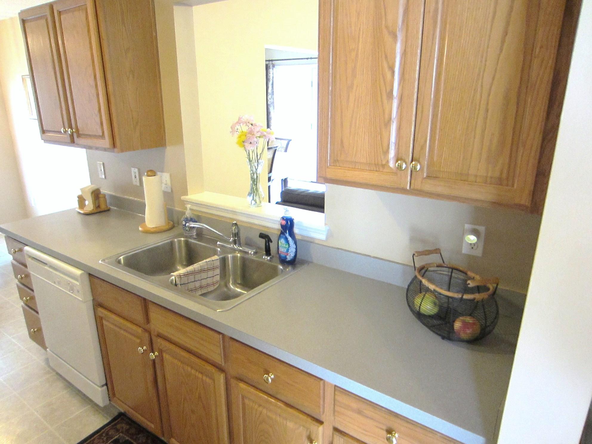 1219 Millbrook Road Summerville, SC 29486 - Photo 12 of 50 129