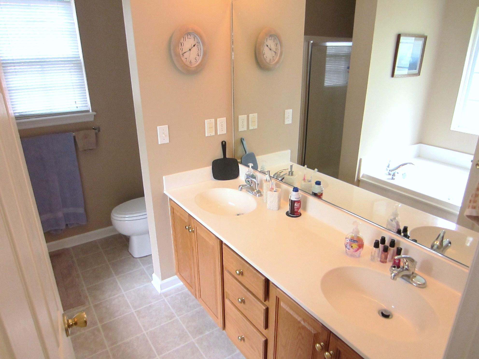 1219 Millbrook Road Summerville, SC 29486 - Photo 23 of 50 152