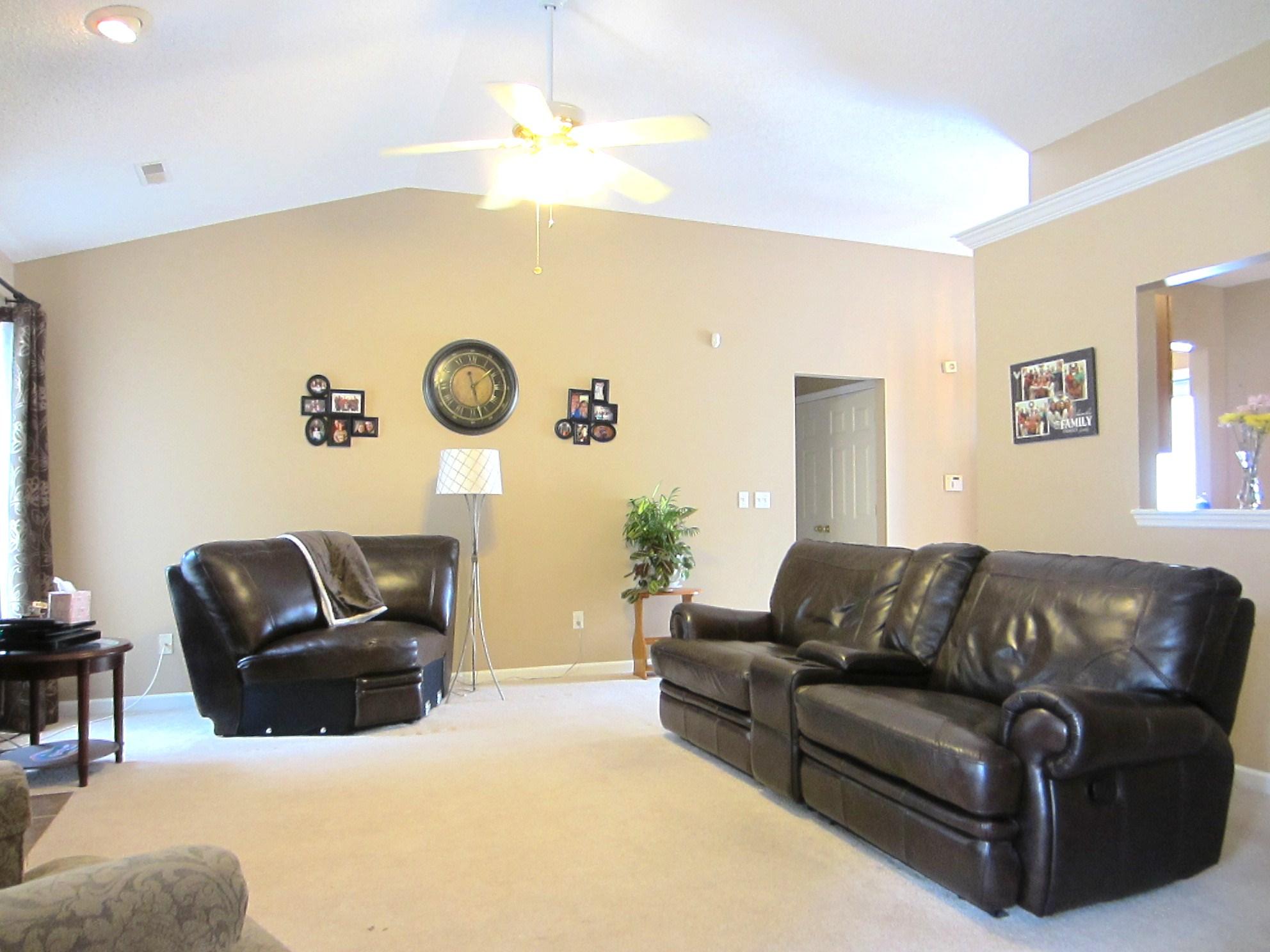 1219 Millbrook Road Summerville, SC 29486 - Photo 5 of 50 138