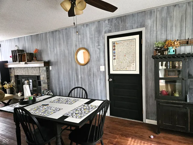 $198,900 | 305 East Anderson Street, Rockville, IN 47872