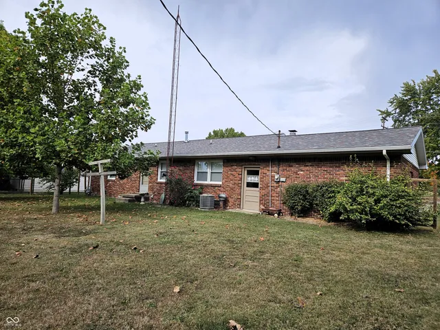 $198,900 | 305 East Anderson Street, Rockville, IN 47872