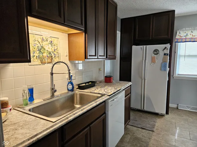 $198,900 | 305 East Anderson Street, Rockville, IN 47872