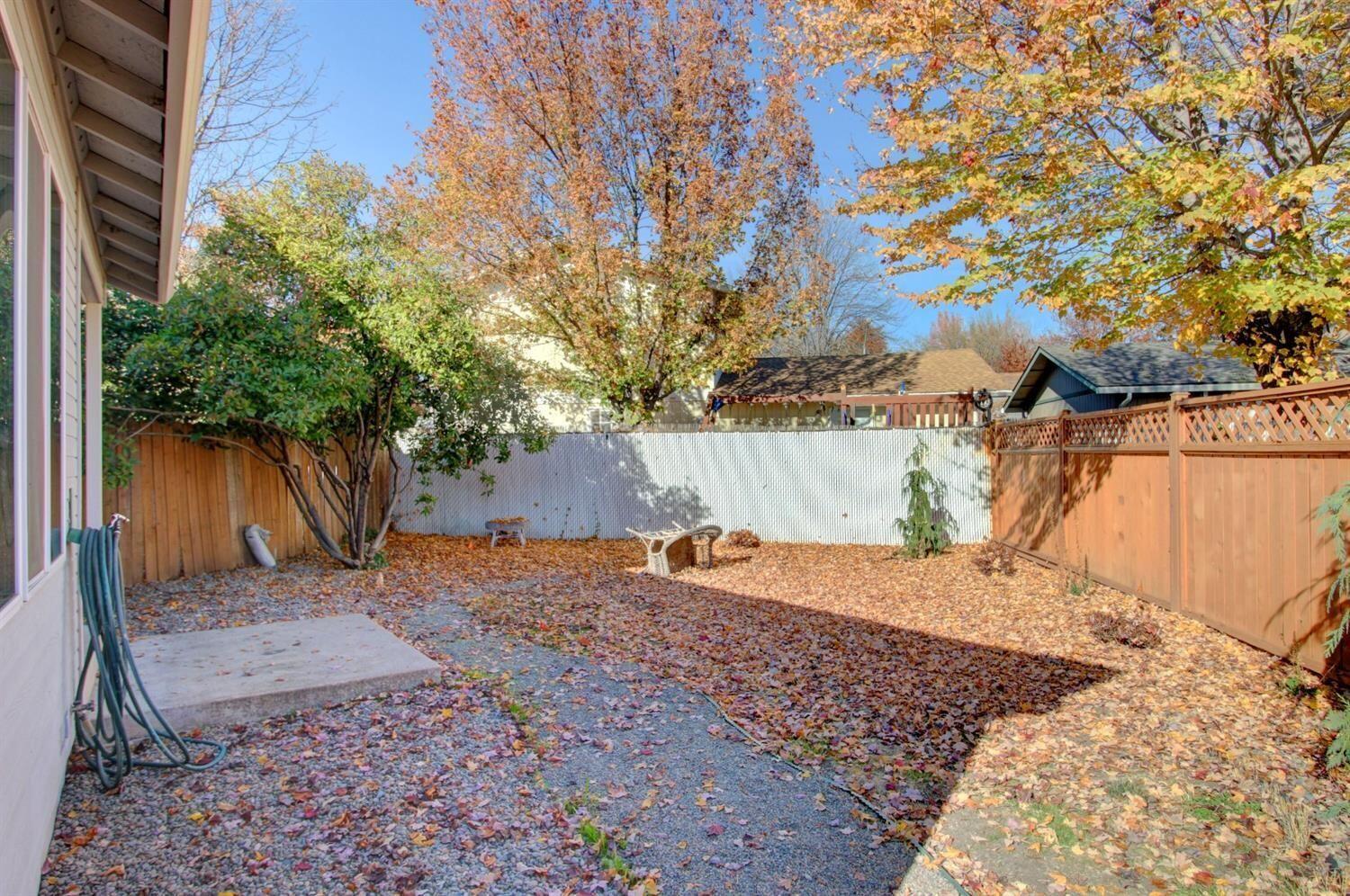 374 Fargo Street Eagle Point, OR 97524 - Photo 8 of 33 20200311115404761657000000-o