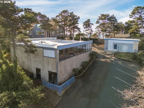 $669,000 | 4333 Southwest Coast Avenue, Lincoln City, OR 97367