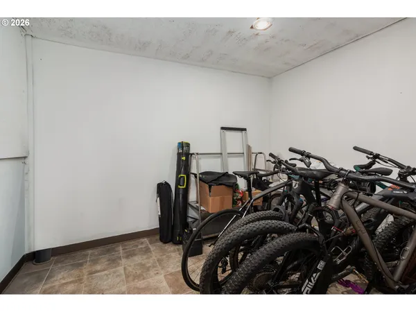 $669,000 | 4333 Southwest Coast Avenue, Lincoln City, OR 97367