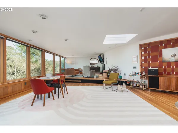 $669,000 | 4333 Southwest Coast Avenue, Lincoln City, OR 97367