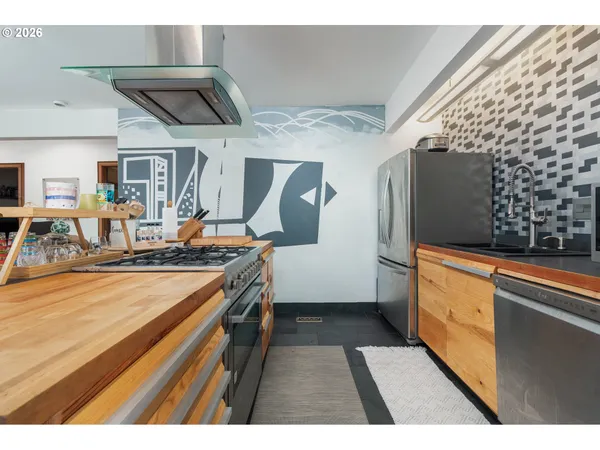 $669,000 | 4333 Southwest Coast Avenue, Lincoln City, OR 97367