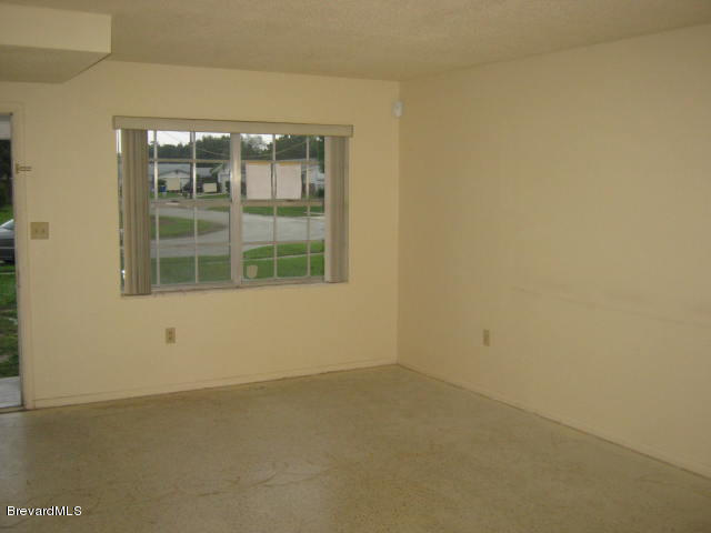 897 Jefferson Road Rockledge, FL 32955 - Photo 11 of 11 Living Area